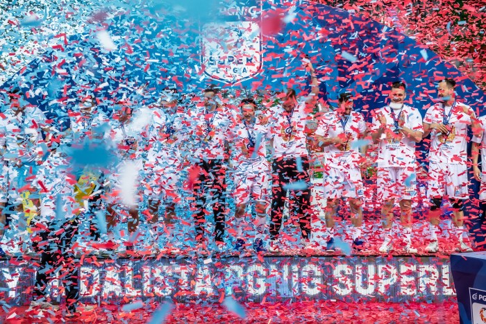 Górnik zdobył brąz! Zapraszamy do galerii z ceremonii medalowej i celebracji