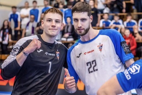 Górnicy dalej walczą w ćwierćfinale! Głogów pokonali pięcioma bramkami! 
